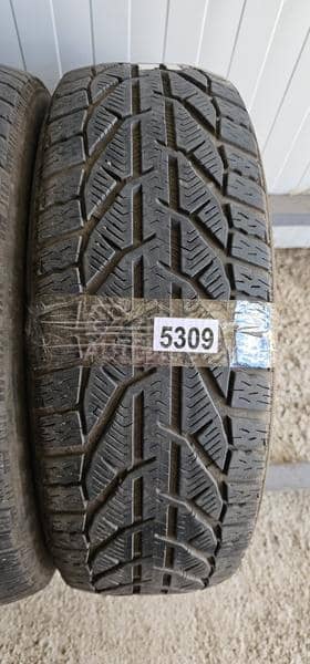 Tigar 215/60 R17 Zimska