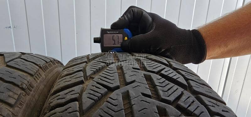 Tigar 215/60 R17 Zimska