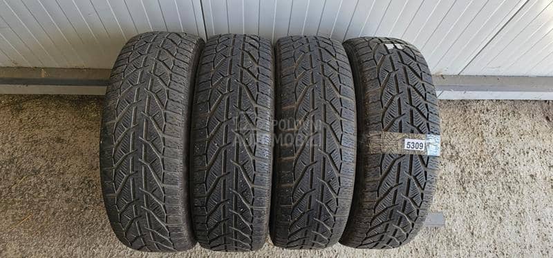 Tigar 215/60 R17 Zimska