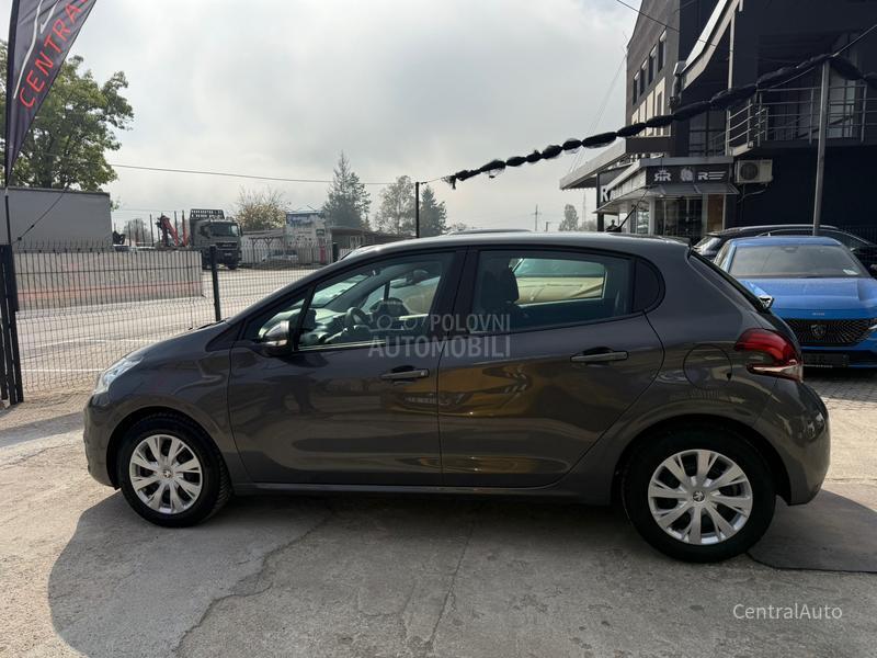Peugeot 208 1.5HDI V.SER.