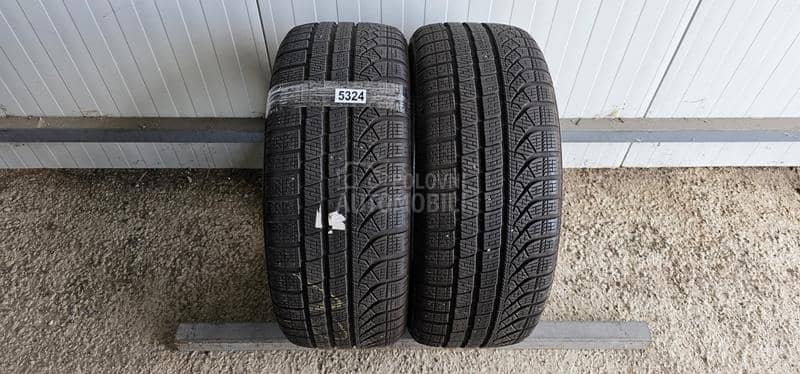 Pirelli 245/45 R18 Zimska