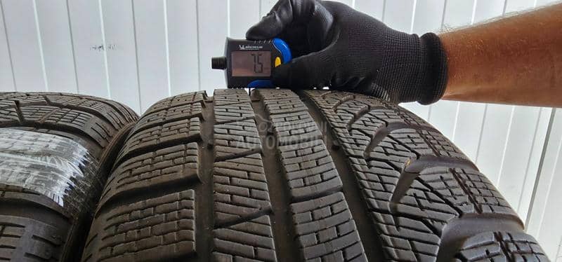 Pirelli 245/45 R18 Zimska