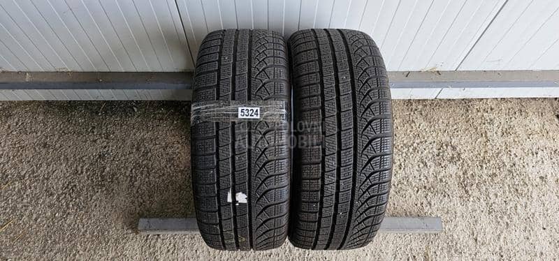 Pirelli 245/45 R18 Zimska