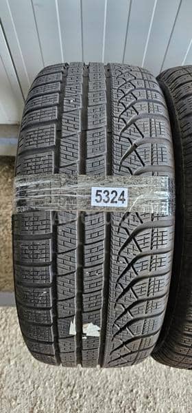 Pirelli 245/45 R18 Zimska