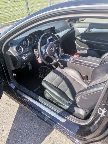 Mercedes Benz C 180 AMG