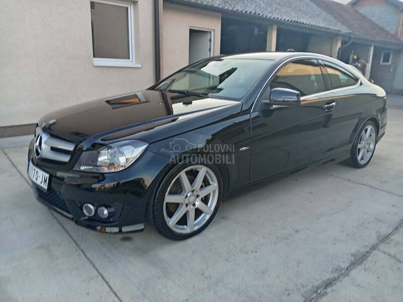 Mercedes Benz C 180 AMG