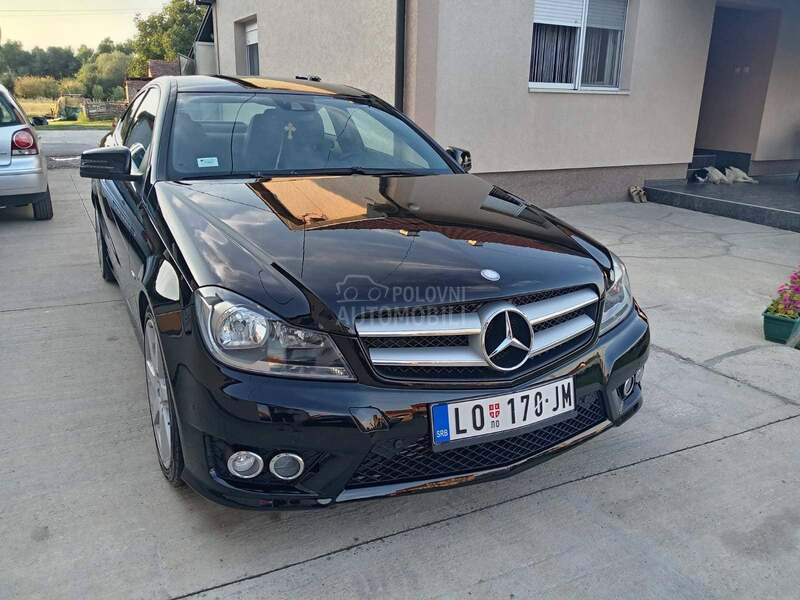 Mercedes Benz C 180 AMG