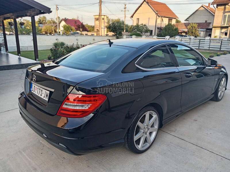 Mercedes Benz C 180 AMG