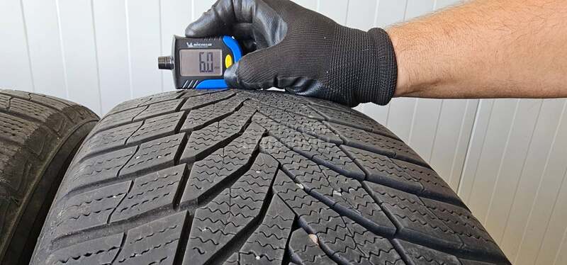 Nexen 235/55 R19 Zimska