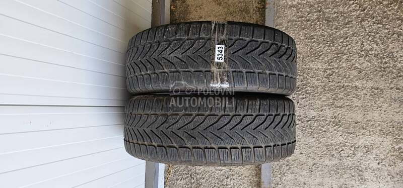 Lassa 215/60 R17 Zimska