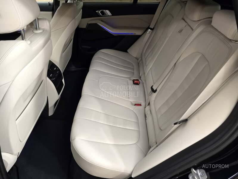 BMW X5 M 3.0d Xdrive VAZDUH