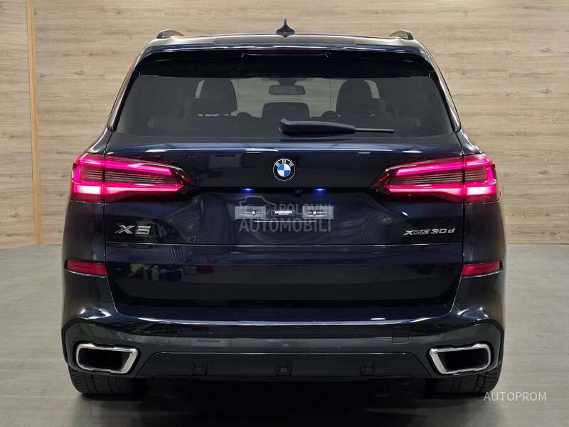 BMW X5 M 3.0d Xdrive VAZDUH