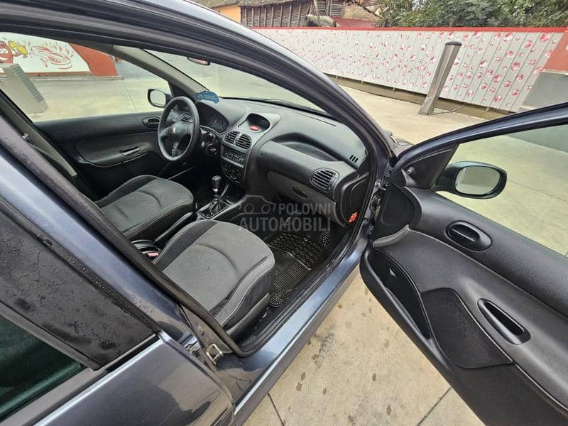 Peugeot 206 1.4 ben 5 v r a t a