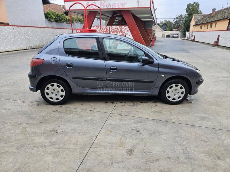 Peugeot 206 1.4 ben 5 v r a t a