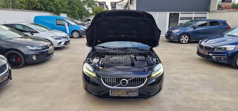 Volvo V40 INSCRIPTION
