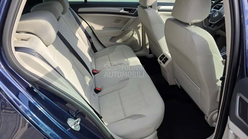 Volkswagen Golf 7 1.6 TDI Pano/Led/Dsg