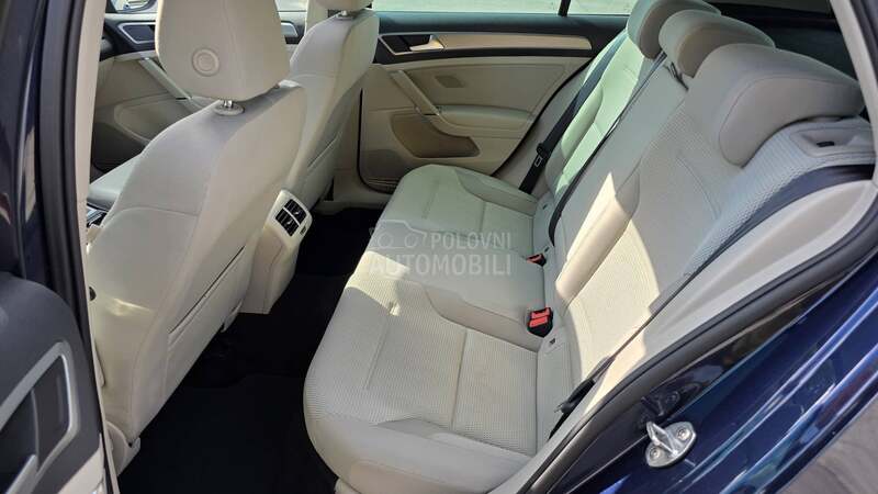 Volkswagen Golf 7 1.6 TDI Pano/Led/Dsg