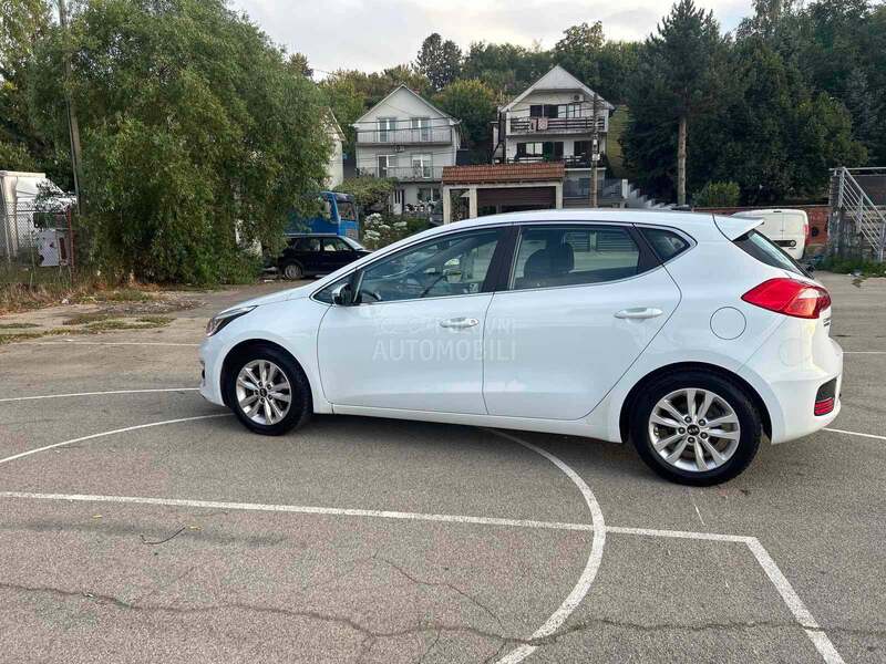 Kia cee`d 1.0