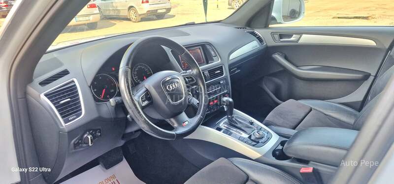 Audi Q5 2.0  S line