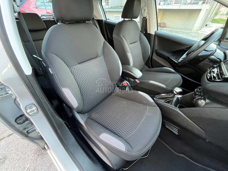 Peugeot 208 1.6 HDI Allure