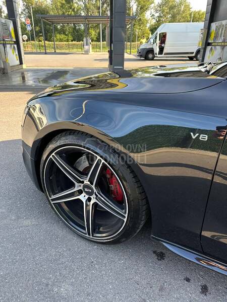 Audi S5 4.2 V8
