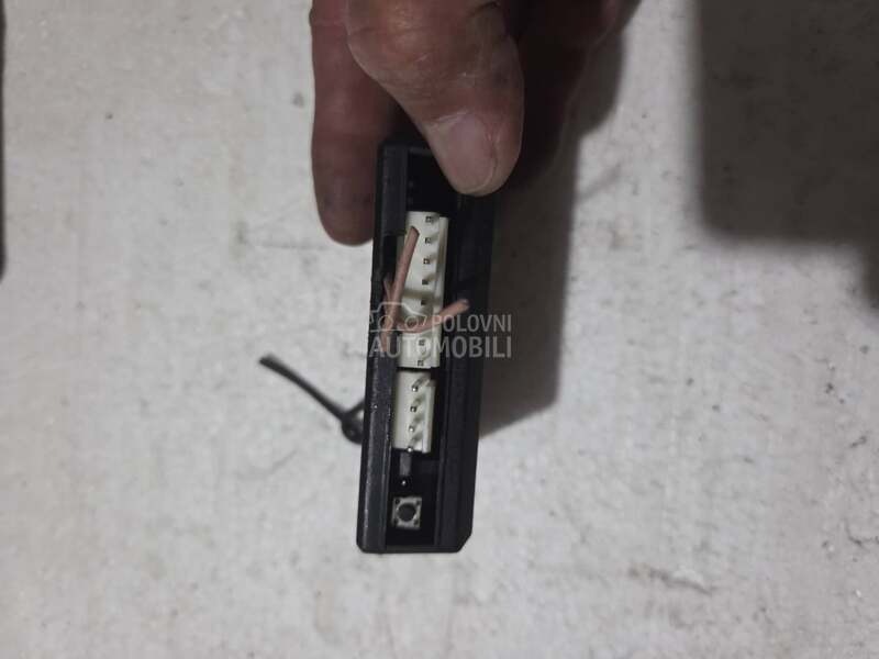 prekidaci releji sat