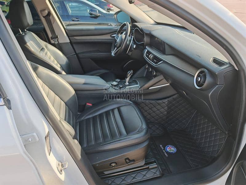 Alfa Romeo Stelvio 2.0 Turbo Q4 Super