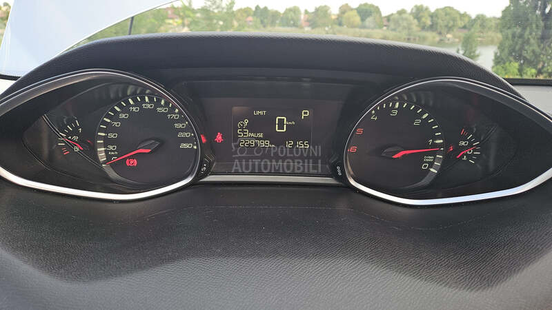 Peugeot 308 SW 1.6 hdi EAT6