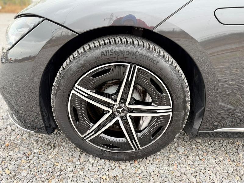 Mercedes Benz EQE 350 AMG Line