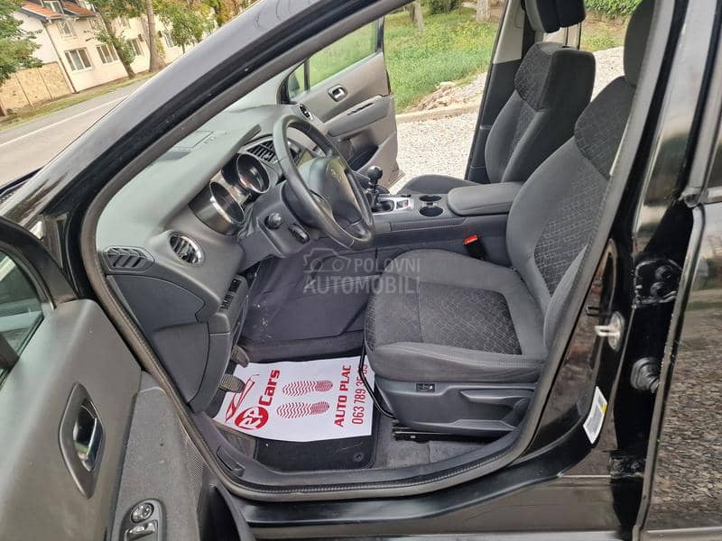 Peugeot 3008 2.0 HDI ALLURE