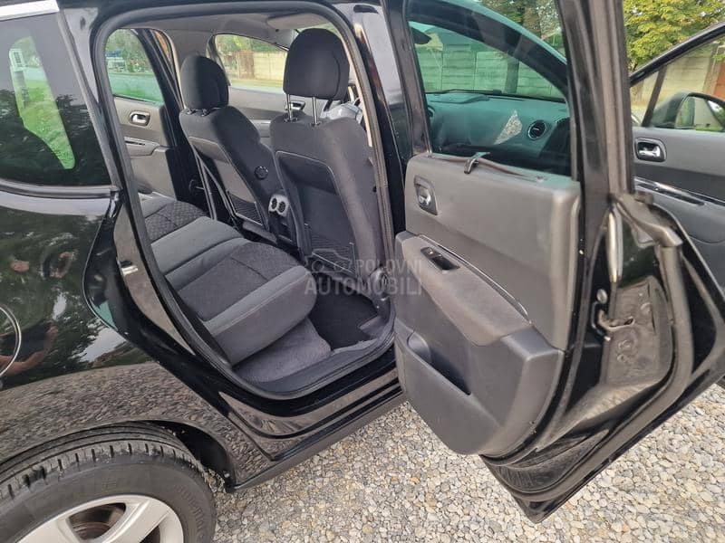 Peugeot 3008 2.0 HDI ALLURE