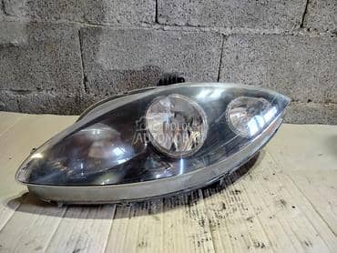 Far levi za Seat Altea XL od 2006. do 2009. god.