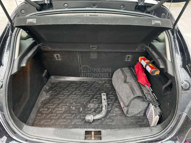 Opel Astra J 1.7 cdti COSMO