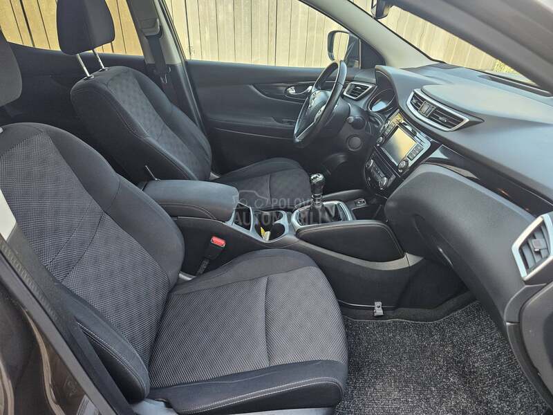 Nissan Qashqai 1,2b