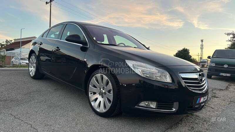 Opel Insignia k o ž a/N a v i/