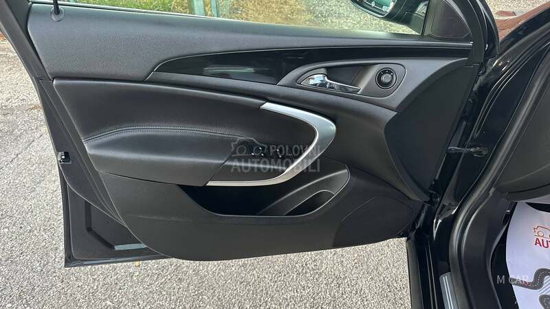 Opel Insignia k o ž a/N a v i/