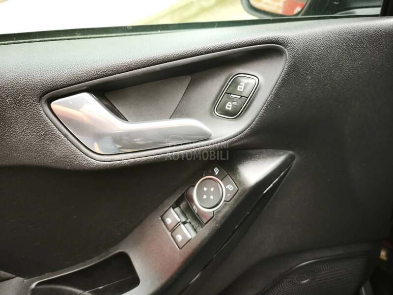 Ford Fiesta 1.0 Kupljen u SR