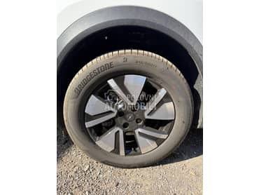 Bridgestone 215/60 R17 Letnja
