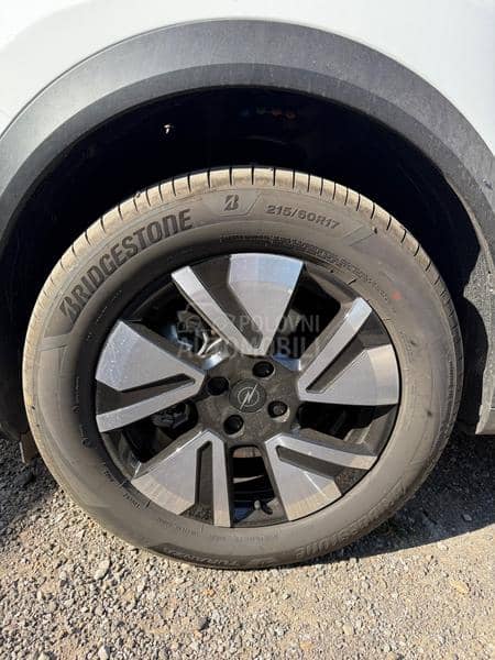 Bridgestone 215/60 R17 Letnja