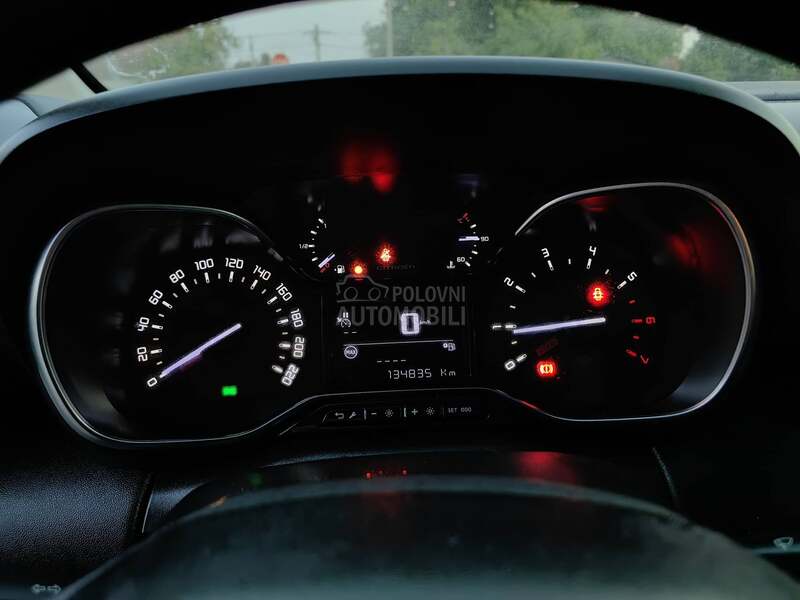 Citroen C3 Aircross 1.5Bluehdi SHINE