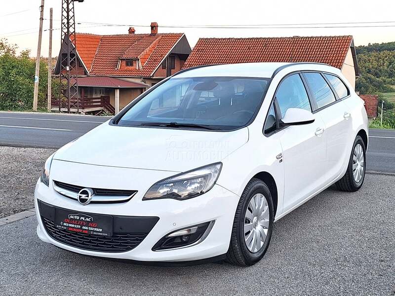 Opel Astra J 