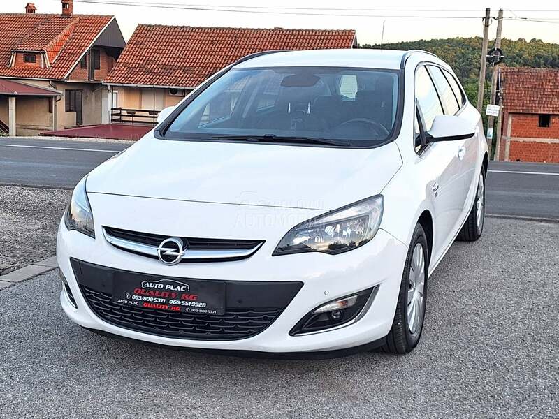 Opel Astra J 