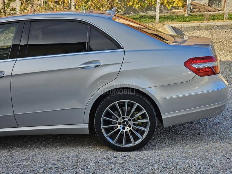 Mercedes Benz E 220 7G Tronic
