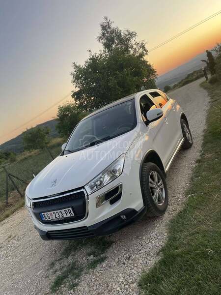 Peugeot 4008 1.8