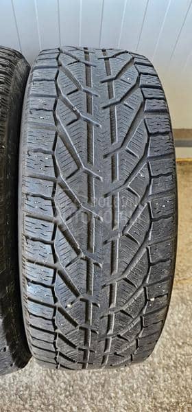Tigar 235/55 R19 Zimska