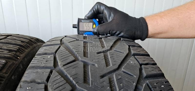 Tigar 235/55 R19 Zimska