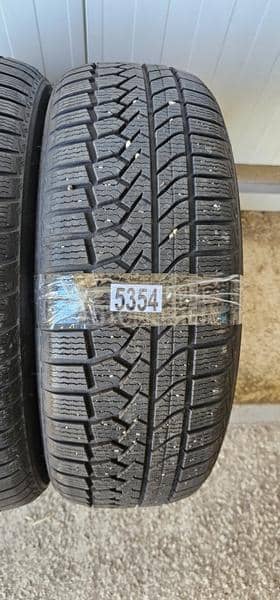 Westlake 215/60 R17 Zimska