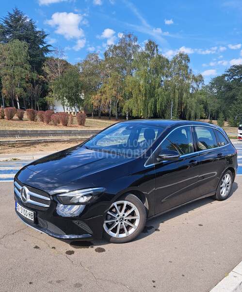 Mercedes Benz B 180 