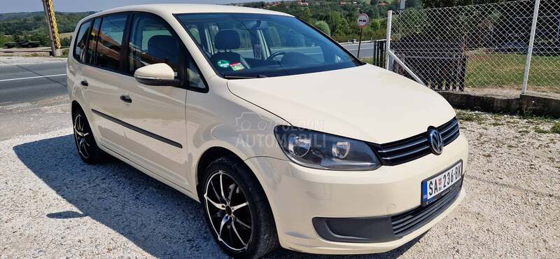 Volkswagen Touran DSG