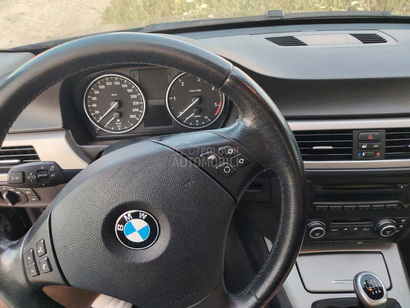 BMW 318 